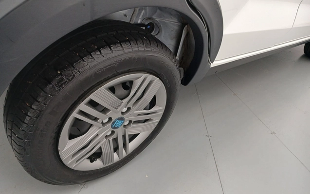 imagem-https://www.socarrao.com.br/sc-vehicle-images-prod/4490043/1793380961299-2_022204.jpg