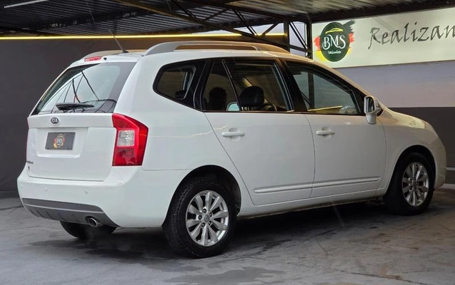 imagem-https://www.socarrao.com.br/sc-vehicle-images-prod/4490130/1793390532600-8623205_16_B_ba3bd90880.jpeg