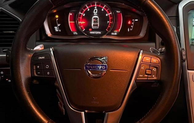 imagem-https://www.socarrao.com.br/sc-vehicle-images-prod/4490142/1793381504329-8332254_9_B_2d64334e5f.jpeg