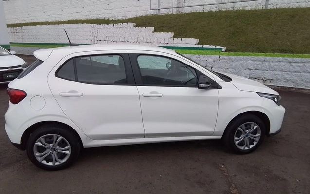 imagem-https://www.socarrao.com.br/sc-vehicle-images-prod/4490186/1793381872878-1_023750.jpg
