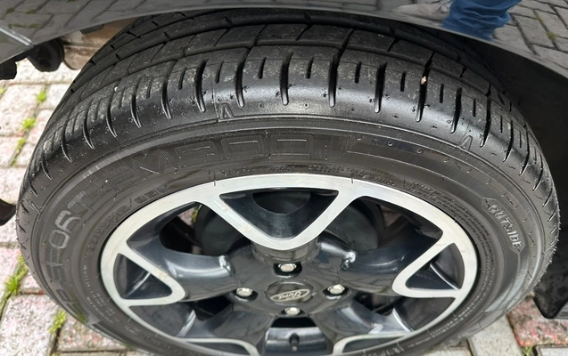 imagem-https://www.socarrao.com.br/sc-vehicle-images-prod/4490350/1793382932583-V2hhdHNBcHAgSW1hZ2UgMjAyNi0xMC0yOSBhdCAyMy4wNi4wOCAoMikuanBlZw.jpeg