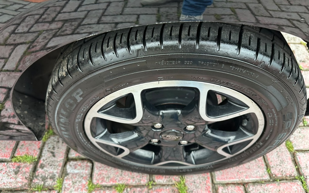 imagem-https://www.socarrao.com.br/sc-vehicle-images-prod/4490350/1793382932633-V2hhdHNBcHAgSW1hZ2UgMjAyNi0xMC0yOSBhdCAyMy4wNi4wOSAoMykuanBlZw.jpeg