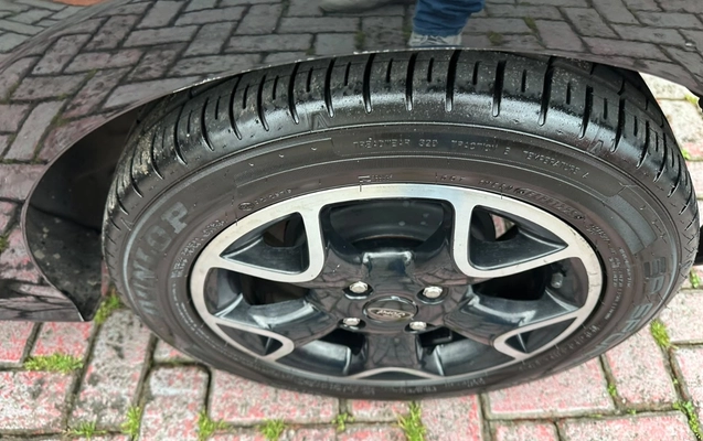 imagem-https://www.socarrao.com.br/sc-vehicle-images-prod/4490350/1793382932633-V2hhdHNBcHAgSW1hZ2UgMjAyNi0xMC0yOSBhdCAyMy4wNi4wOSAoMykuanBlZw.jpeg