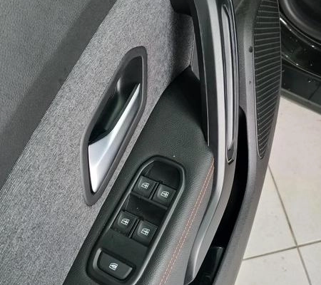 imagem-https://www.socarrao.com.br/sc-vehicle-images-prod/4490505/1793384552873-8622247_13_B_39f13f39d5.jpeg