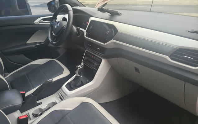 imagem-https://www.socarrao.com.br/sc-vehicle-images-prod/4490561/1793384693436-SU1HXzIwMjYxMDI5XzE2NTkwMDk4NF9IRFIuanBn.jpg