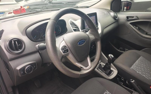 imagem-https://www.socarrao.com.br/sc-vehicle-images-prod/4490564/1793389492125-8623481_6_B_7b5e5d2b2c.jpeg