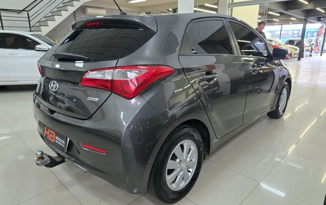 imagem-https://www.socarrao.com.br/sc-vehicle-images-prod/4490595/1793385066425-SlwO1yAuZks4eECVoBQMYxgDAI2BXRNU.jpg