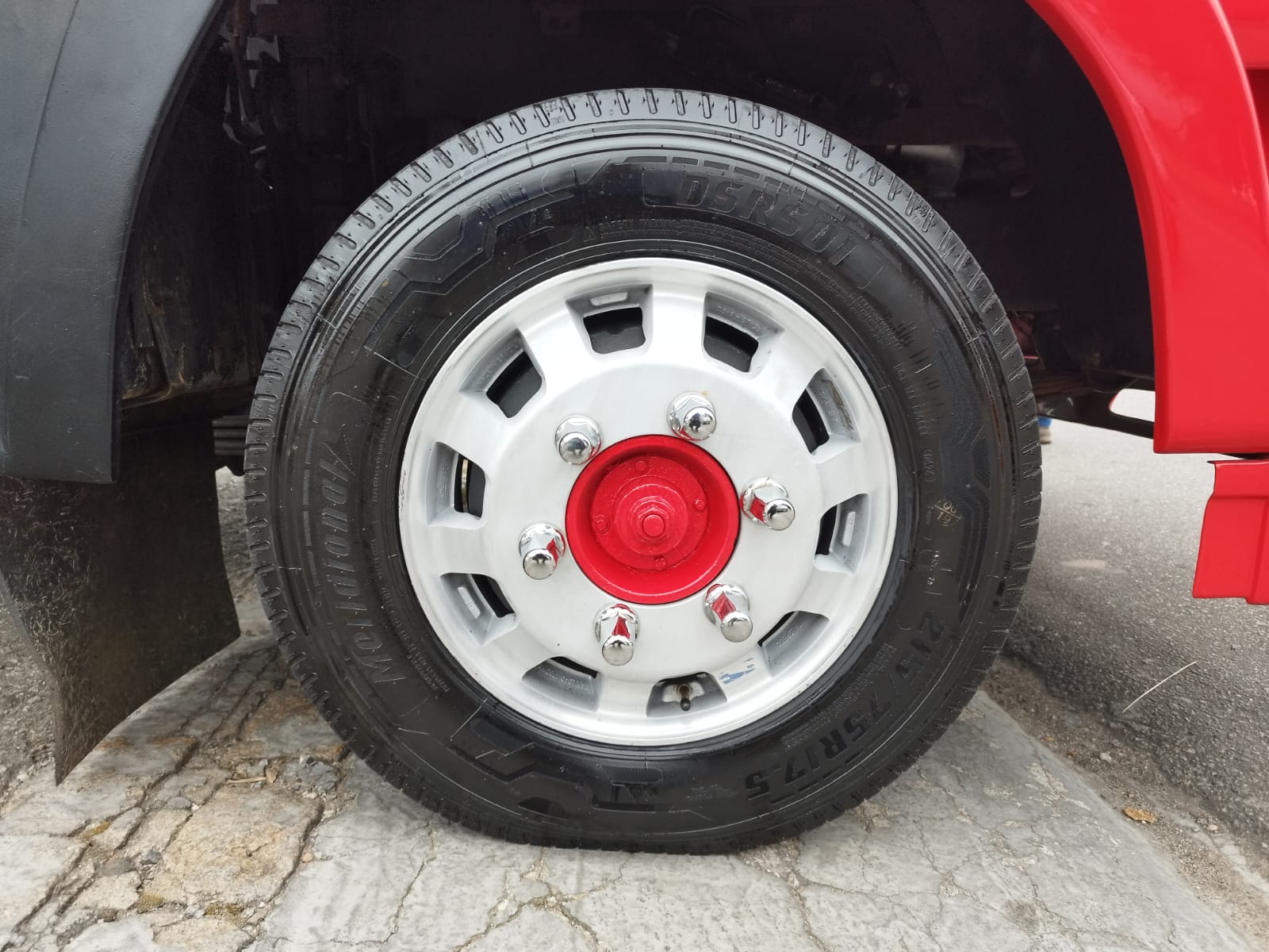 imagem-https://www.socarrao.com.br/sc-vehicle-images-prod/44908/1769988896312-6800578OR_1753377915_23_880.jpg