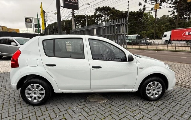 imagem-https://www.socarrao.com.br/sc-vehicle-images-prod/4490879/1793391069136-8614958_3_B_5beee24326.jpeg