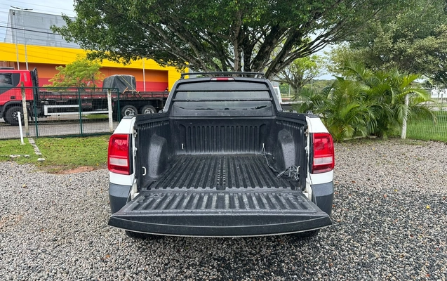 imagem-https://www.socarrao.com.br/sc-vehicle-images-prod/4490913/1793387619153-003_560d696da3c0e1bd22e3468779dbe870.jpg