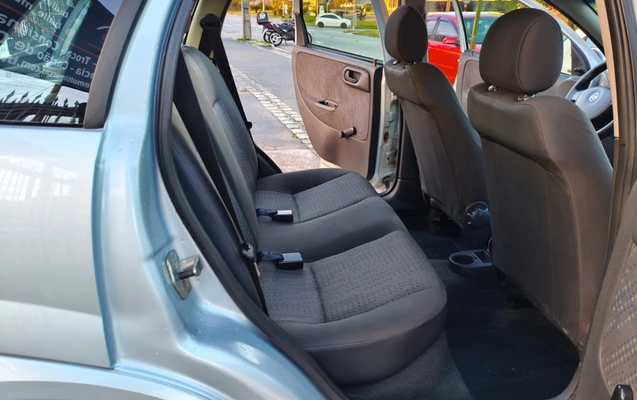 imagem-https://www.socarrao.com.br/sc-vehicle-images-prod/44910/1784061627448-V2hhdHNBcHAgSW1hZ2UgMjAyNi0wNy0xNCBhdCAxNy4zMS41MCAoMikuanBlZw.jpeg
