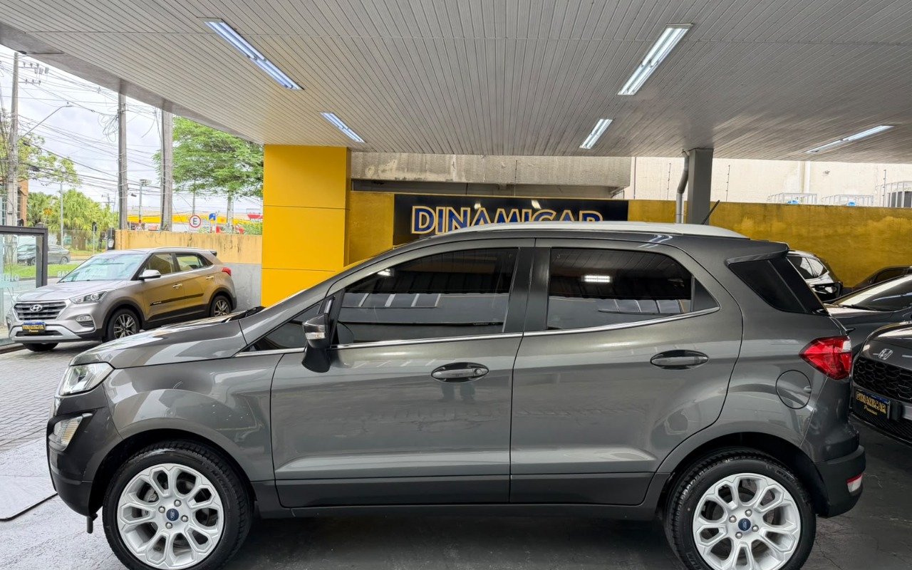 imagem-https://www.socarrao.com.br/sc-vehicle-images-prod/4491113/1793389569887-Mi5qcGVn.jpeg