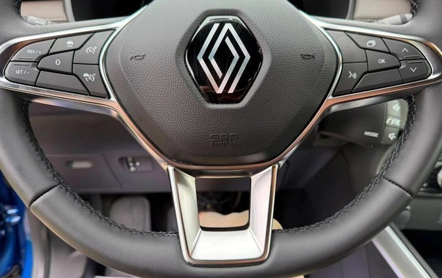 imagem-https://www.socarrao.com.br/sc-vehicle-images-prod/4491152/1793392571809-8620989_8_B_714a58b27e.jpeg