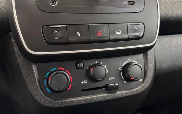 imagem-https://www.socarrao.com.br/sc-vehicle-images-prod/4491358/1793391322343-8600577_20_B_8bf242821b.jpeg
