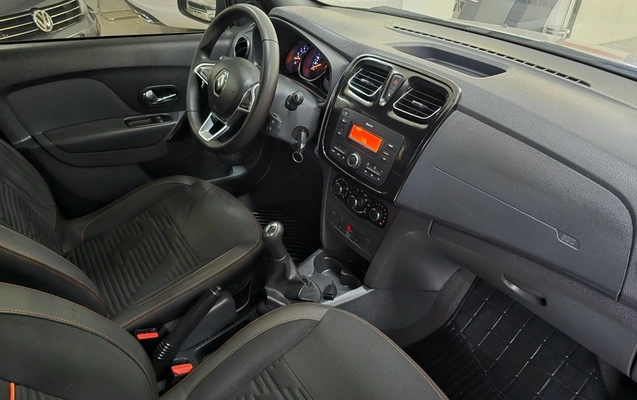 imagem-https://www.socarrao.com.br/sc-vehicle-images-prod/4491582/1793392665907-9oUcnpOLdK43hYbgGQnk19bPYiRMyU6A.jpg