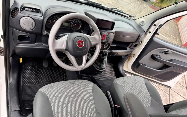 imagem-https://www.socarrao.com.br/sc-vehicle-images-prod/4491865/1793394501107-8538417_11_B_d0a8f71b31.jpeg