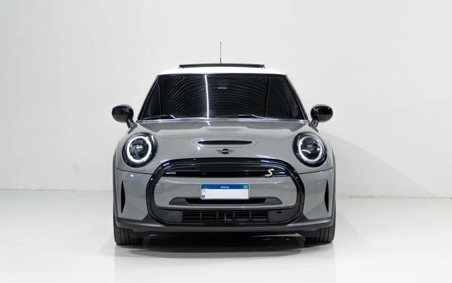 imagem-https://www.socarrao.com.br/sc-vehicle-images-prod/4491937/1793461101957-8625174_2_B_0aacae8531.jpeg