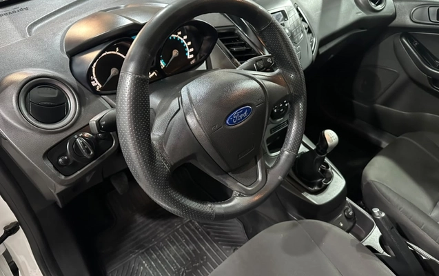 imagem-https://www.socarrao.com.br/sc-vehicle-images-prod/4492088/1793396181086-11_062832.jpg
