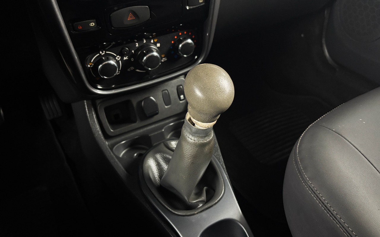 imagem-https://www.socarrao.com.br/sc-vehicle-images-prod/4493953/1793412780371-MDEwLmpwZw.jpg
