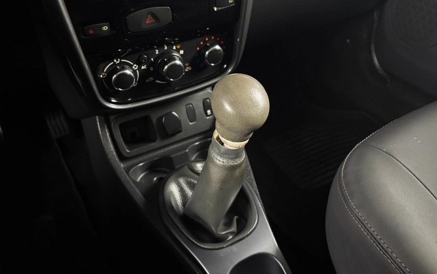imagem-https://www.socarrao.com.br/sc-vehicle-images-prod/4493953/1793412780371-MDEwLmpwZw.jpg
