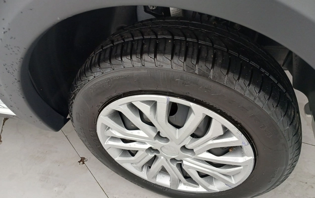 imagem-https://www.socarrao.com.br/sc-vehicle-images-prod/4494356/1793417706025-1_034244.jpg