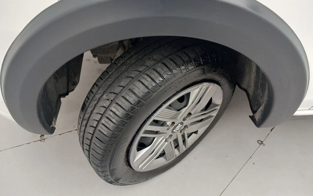 imagem-https://www.socarrao.com.br/sc-vehicle-images-prod/4494357/1793417711008-1_034229.jpg