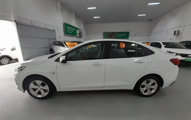 imagem-https://www.socarrao.com.br/sc-vehicle-images-prod/4495635/1793421258775-1_111352.jpg