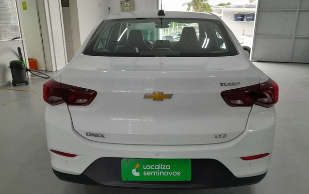 imagem-https://www.socarrao.com.br/sc-vehicle-images-prod/4495635/1793421258776-1_111354.jpg