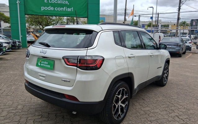 imagem-https://www.socarrao.com.br/sc-vehicle-images-prod/4496555/1793424528661-2_103812.jpg
