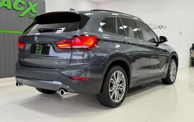 imagem-https://www.socarrao.com.br/sc-vehicle-images-prod/4497036/1793447220832-8624259_3_B_d68686d561.jpeg