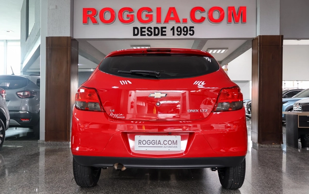 imagem-https://www.socarrao.com.br/sc-vehicle-images-prod/4497376/1793454562997-ad55ad44-055e-4cd3-93f3-3104e058a9c6.jpg