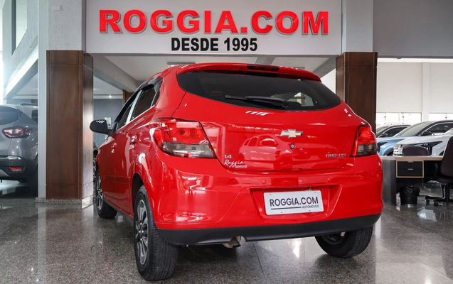 imagem-https://www.socarrao.com.br/sc-vehicle-images-prod/4497376/1793454562998-6d74c50b-a9b7-47a4-87f2-4c7902b135c5.jpg
