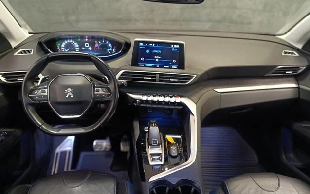 imagem-https://www.socarrao.com.br/sc-vehicle-images-prod/4497800/1793466838302-8527383_18_B_9bd108857a.jpeg