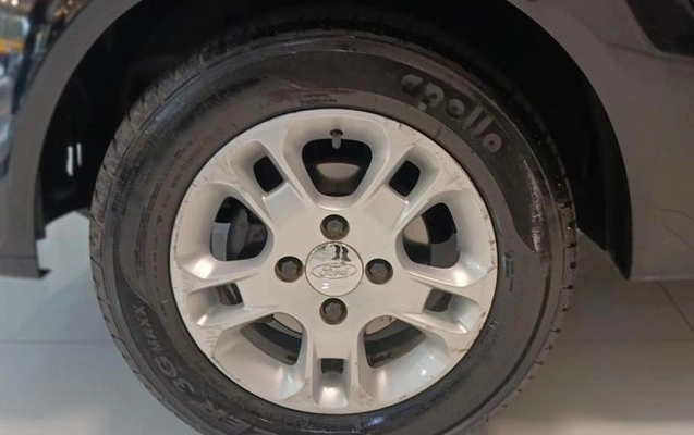 imagem-https://www.socarrao.com.br/sc-vehicle-images-prod/4497862/1793469466811-8586170_11_B_b8c77f390b.jpeg
