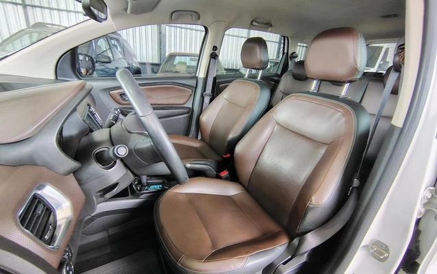 imagem-https://www.socarrao.com.br/sc-vehicle-images-prod/45004/1786800932378-7135389_18_B_7d1848f62e.jpeg