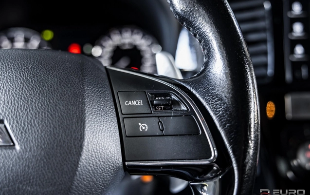 imagem-https://www.socarrao.com.br/sc-vehicle-images-prod/45092/1769988896655-7089237OR_1764612405_32_180.jpg