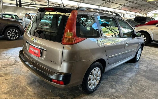 imagem-https://www.socarrao.com.br/sc-vehicle-images-prod/45164/1785961944187-7630092_10_B_9f5f5bb094.jpeg