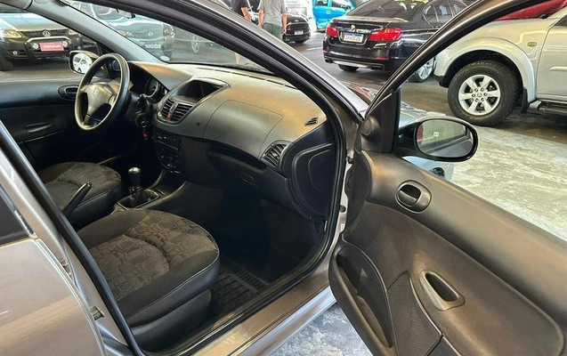 imagem-https://www.socarrao.com.br/sc-vehicle-images-prod/45164/1785961944206-7630092_10_B_5f0609ed8c.jpeg