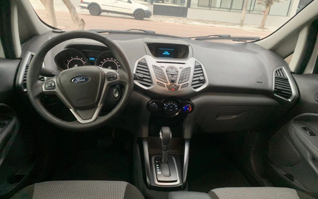 imagem-https://www.socarrao.com.br/sc-vehicle-images-prod/45298/1786627274320-app-photos-hSl1g6s18WLxlhyBU0bnnGuqLrljxHVs.jpg