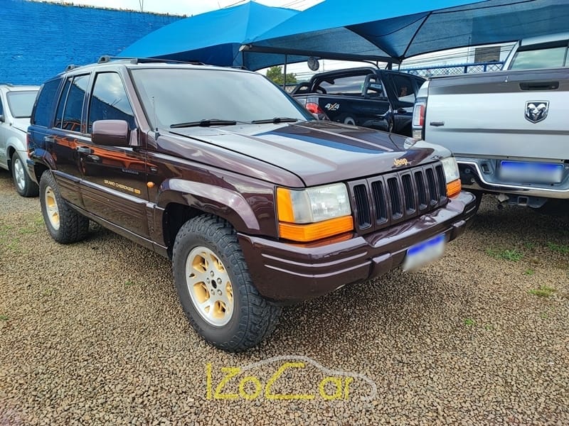 Jeep Grand Cherokee Limited 5.2 Aut. na cor Marrom em Guarapuava / PR - 45327
