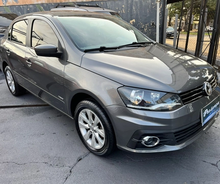 Volkswagen Voyage 2014 Cinza — foto 1 de 3