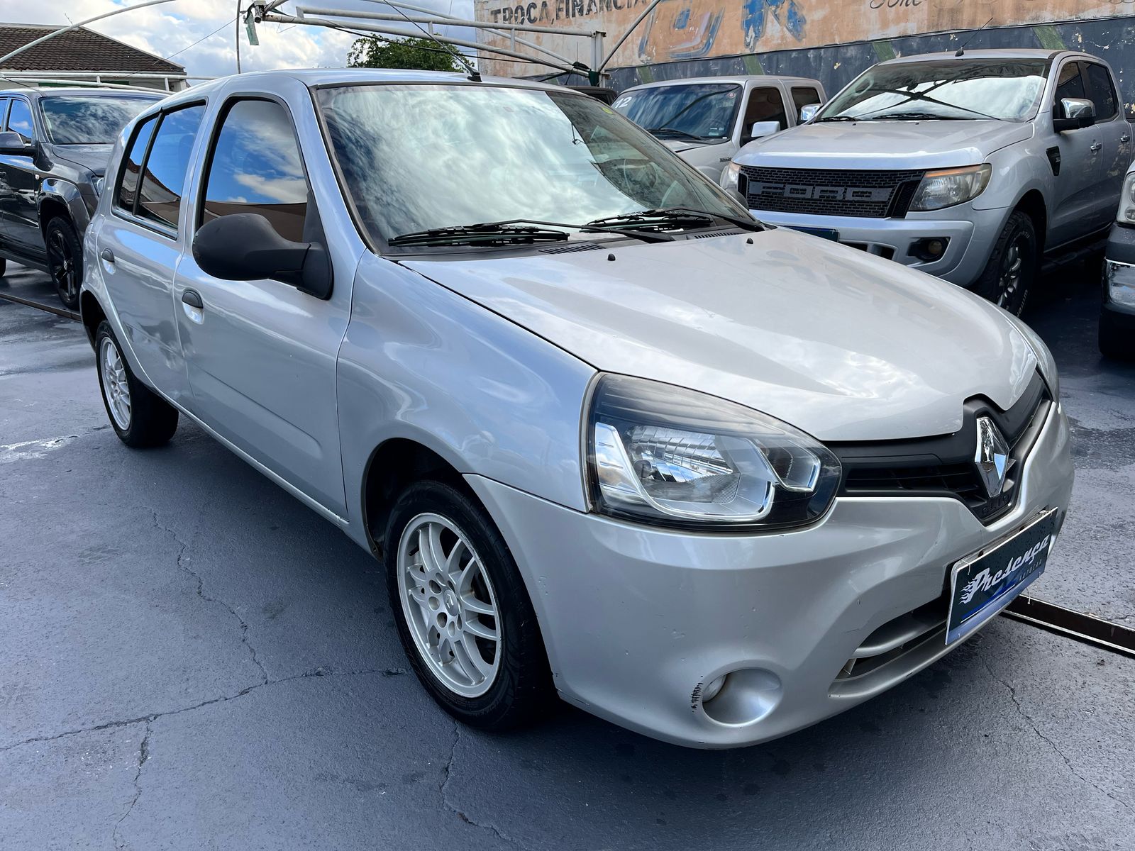 Renault Clio Expression 1.0/1.0 Hi-Power 16V 3p na cor Cinza em Maringá / PR - 45420