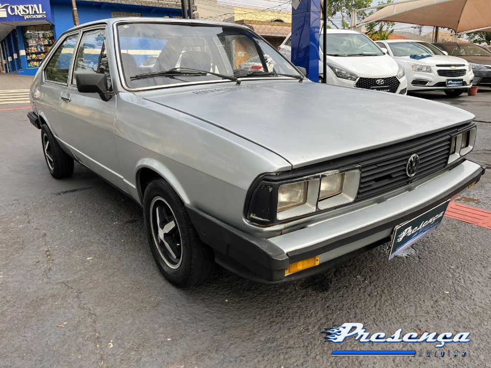 Volkswagen Passat L/LS/LSe/GL/GLS/TS/Fla/Vill/Plus na cor Cinza em Maringá / PR - 45427