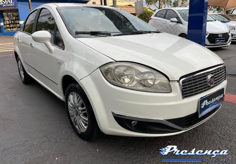 Fiat Linea 2015 Branco — foto 1 de 3