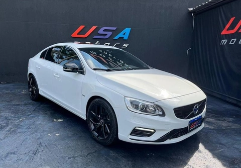 Volvo S60 2016 Branco — foto 1 de 3