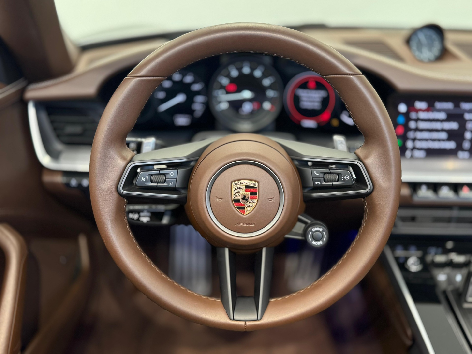 imagem-https://www.socarrao.com.br/sc-vehicle-images-prod/45476/1769988906406-6978844OR_1768347573_16_780.jpg