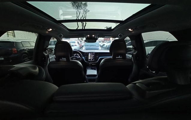 imagem-https://www.socarrao.com.br/sc-vehicle-images-prod/45613/1790352730536-7427758_11_B_92174c8aa4.jpeg
