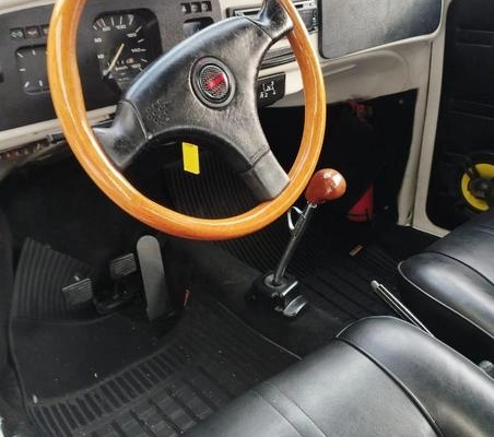 imagem-https://www.socarrao.com.br/sc-vehicle-images-prod/45644/1775575888979-6377230_8_B_a34c160d89.jpeg