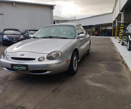 Ford Taurus L/LX 3.0 V6 1997 Prata — foto 1 de 3