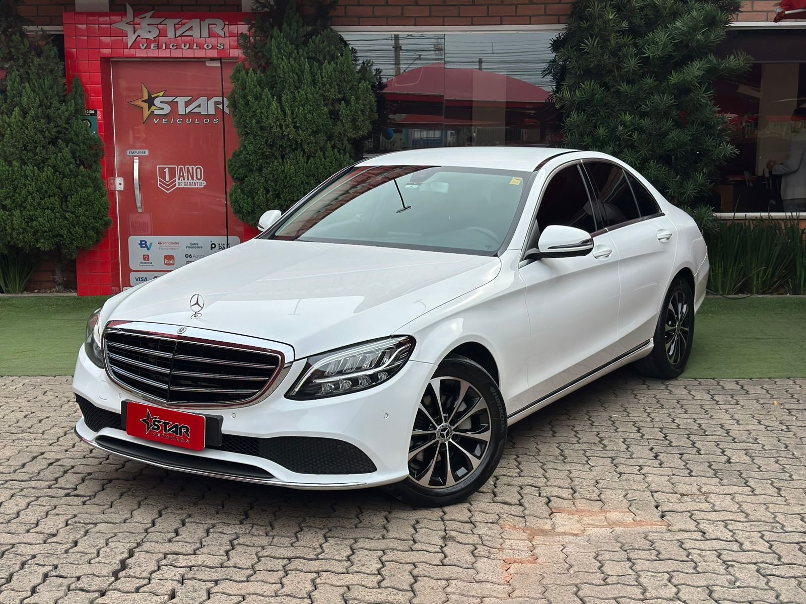 Mercedes-Benz C-180 1.6 Turbo 16V/Flex 16V Aut. na cor Branco no Canoas / RS - 45823